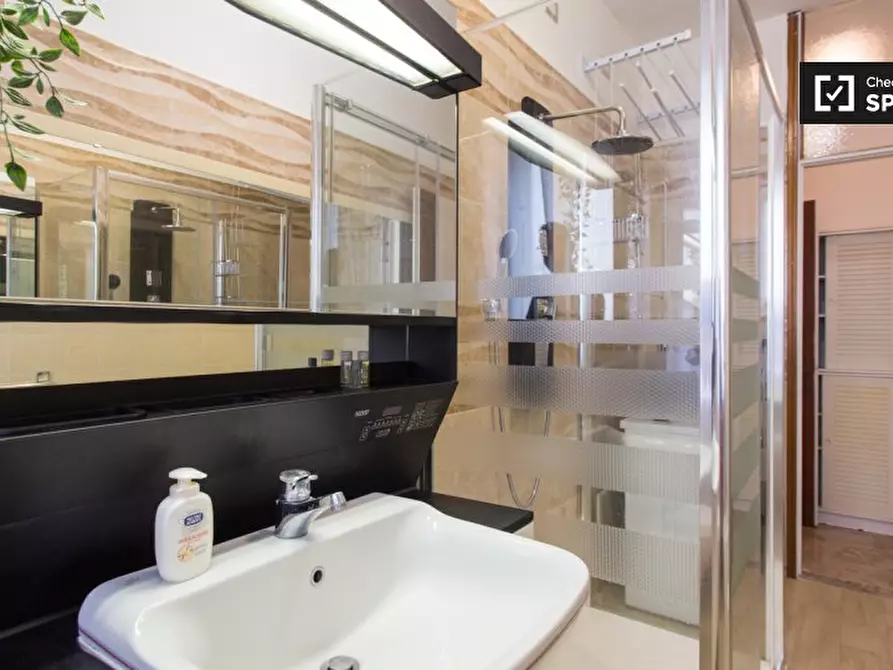 Immagine 15 di Ufficio in affitto  in Via Egadi a Milano