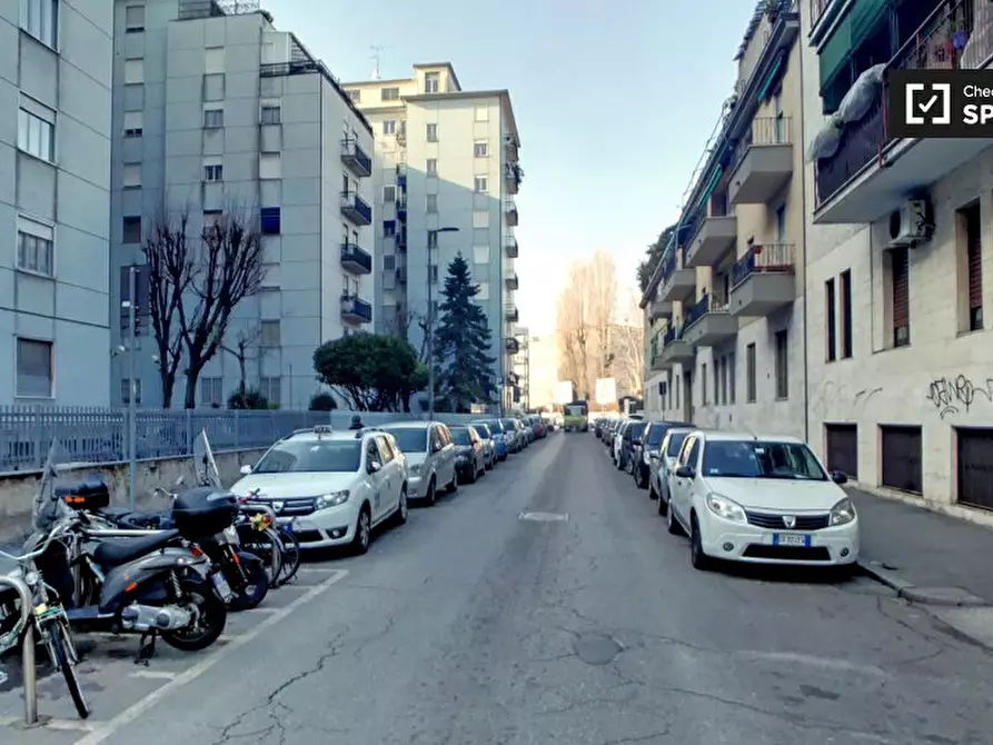 Immagine 16 di Camera condivisa in affitto  in Via Mamiani Terenzio a Milano
