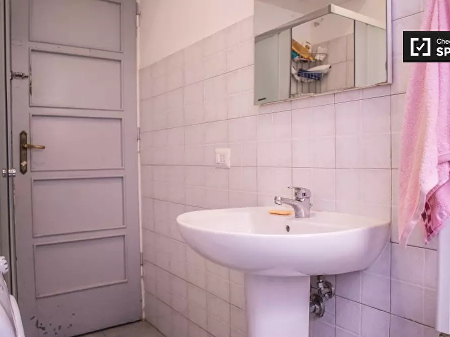 Immagine 12 di Camera condivisa in affitto  in Via Alessandro Cialdi, 00154 Roma RM, Italy a Roma