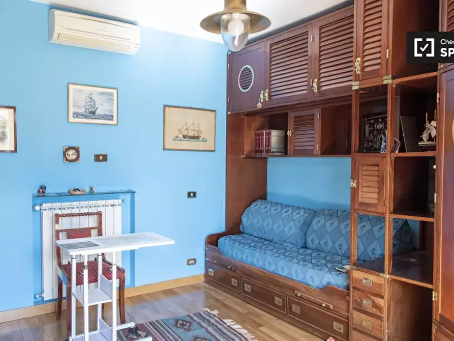 Immagine 3 di Camera condivisa in affitto  in Viale Somalia a Roma