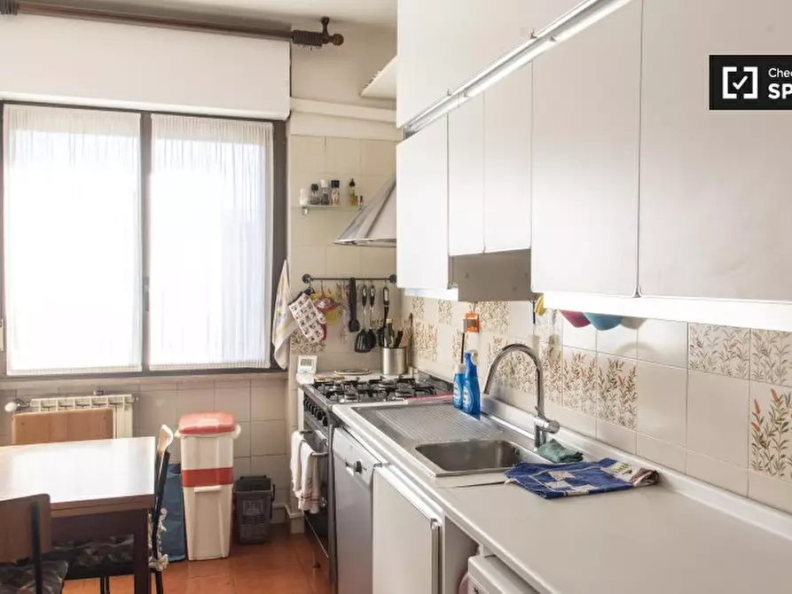 Immagine 14 di Camera condivisa in affitto  in Viale Cesare Pavese a Roma