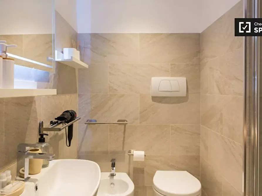 Immagine 17 di Appartamento in affitto  in Corso di Porta Nuova a Milano