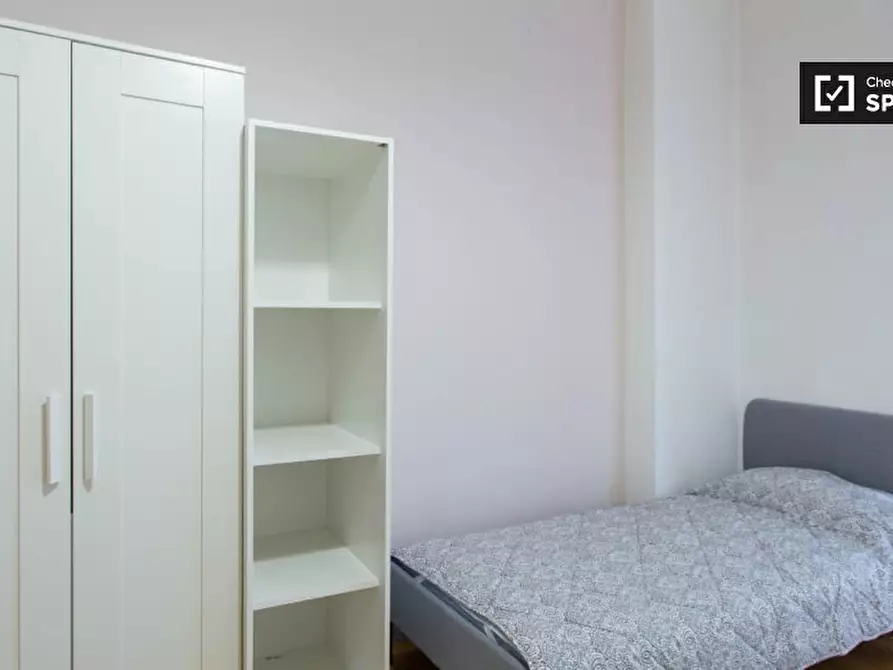 Immagine 15 di Camera condivisa in affitto  in Via Console Marcello a Milano