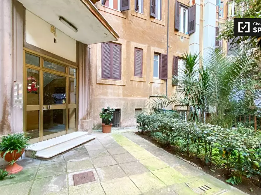 Immagine 19 di Camera condivisa in affitto  in Via Massaciuccoli a Roma