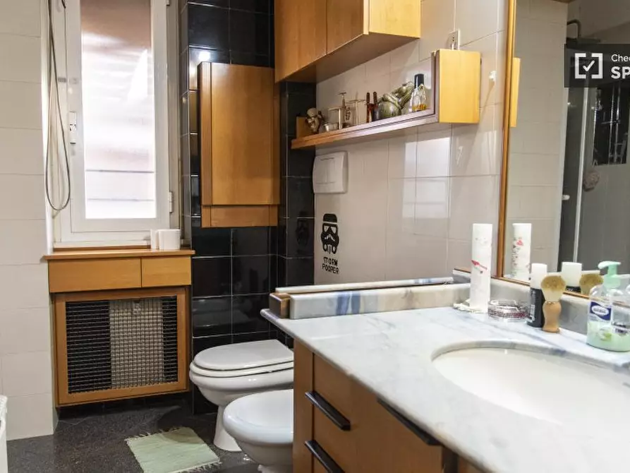 Immagine 8 di Camera condivisa in affitto  in Lungotevere di Pietra Papa a Roma