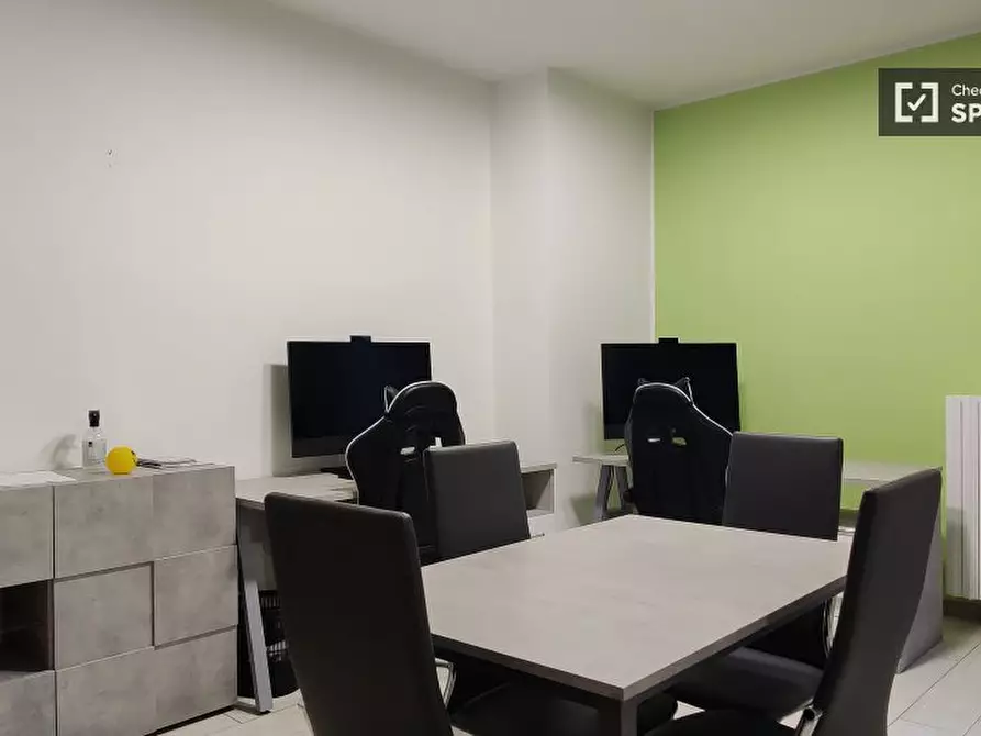 Immagine 2 di Ufficio in affitto  in Via Fabio Filzi a Peschiera Borromeo