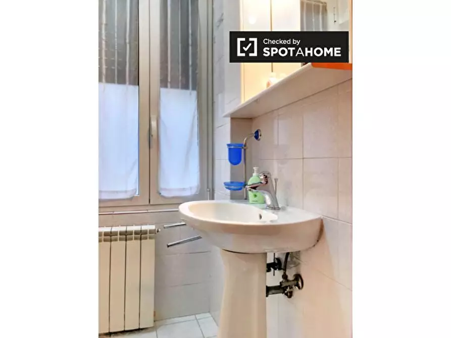 Immagine 13 di Camera condivisa in affitto  in Piazza Conca d'Oro, 00141 Roma RM, Italy a Roma