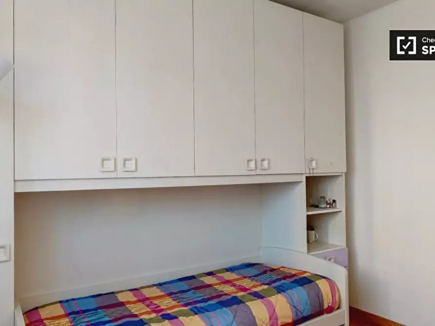 Immagine 2 di Camera condivisa in affitto  in Via Fabrizio De Andrè a Milano