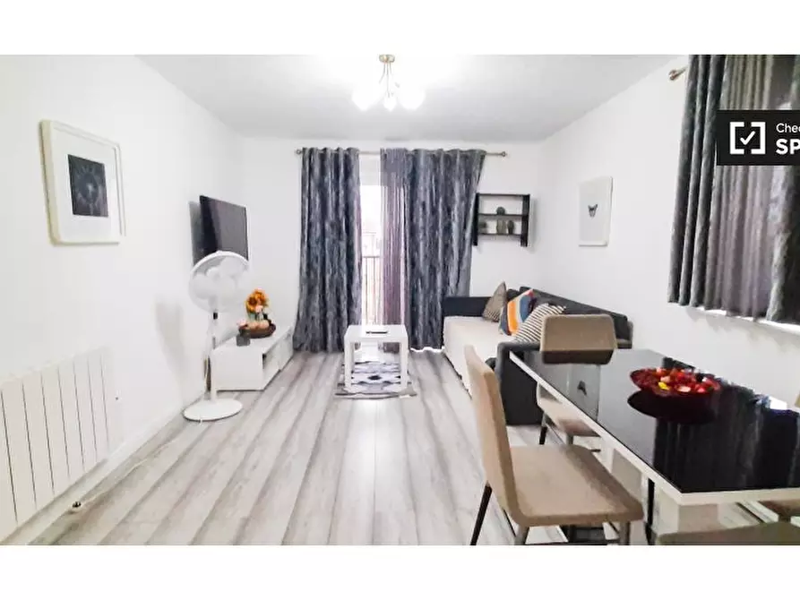 Immagine 3 di Appartamento in affitto  in Fairway Dr a Eltham