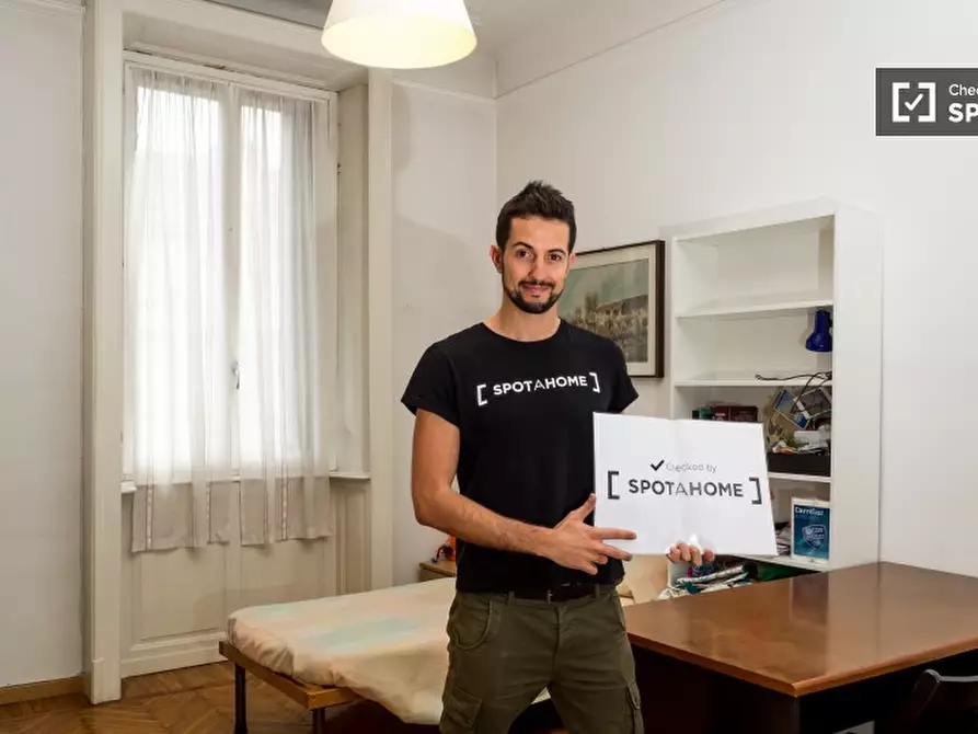 Immagine 7 di Camera condivisa in affitto  in Via Leone Tolstoi a Milano