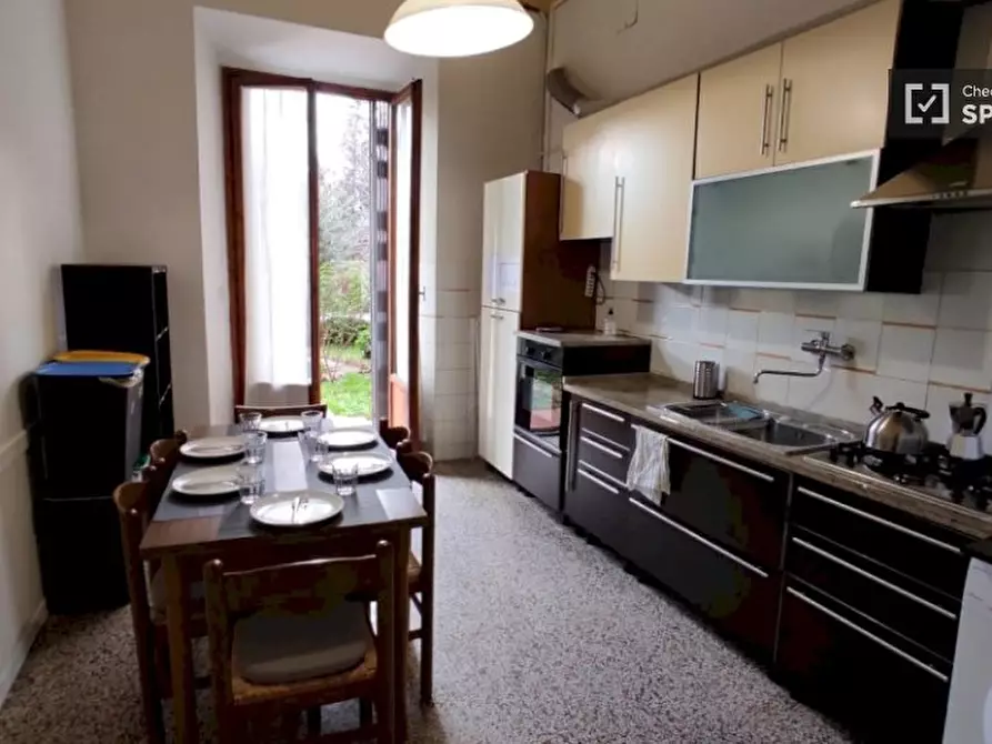 Immagine 4 di Camera condivisa in affitto  in Via Bronzino a Firenze