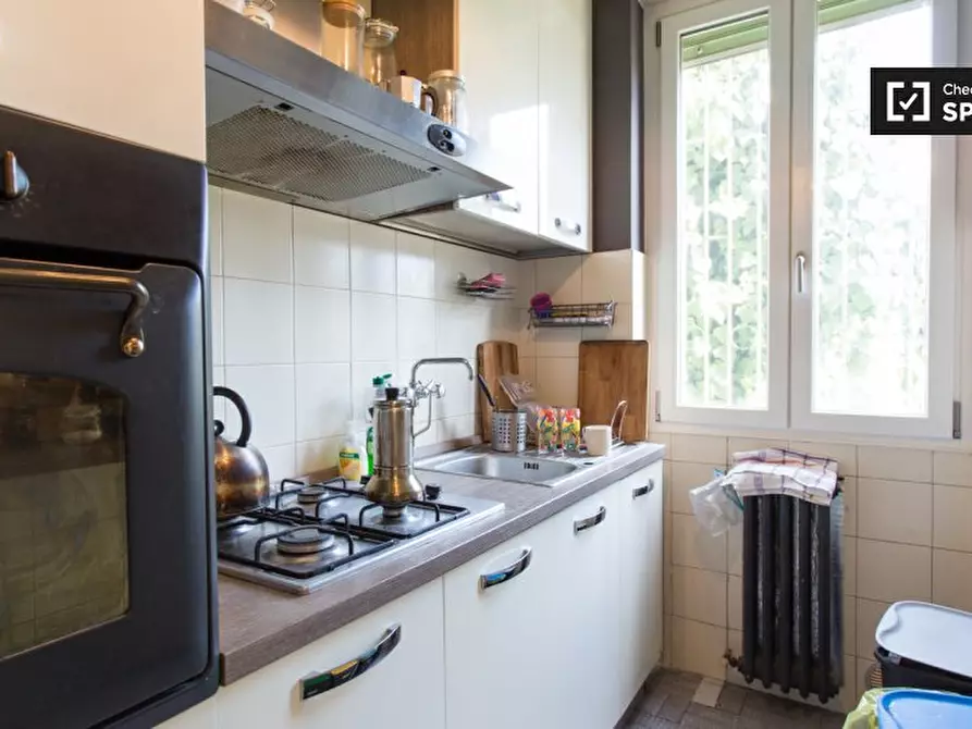 Immagine 7 di Camera condivisa in affitto  in Via Orobia a Milano