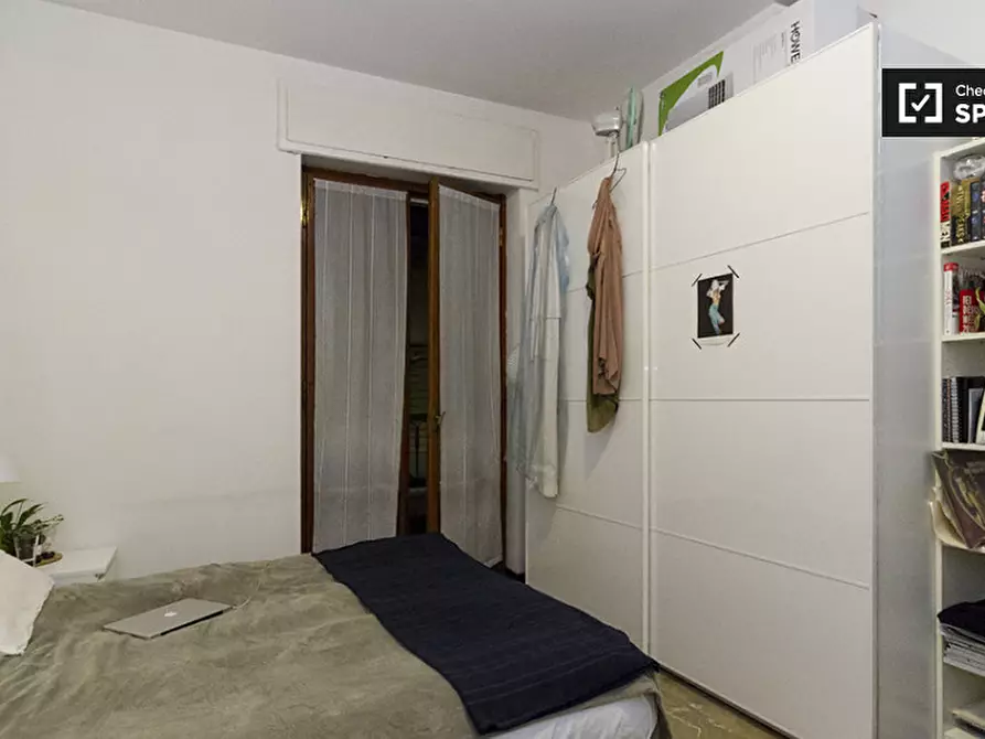 Immagine 18 di Camera condivisa in affitto  in Via Perugino a Milano