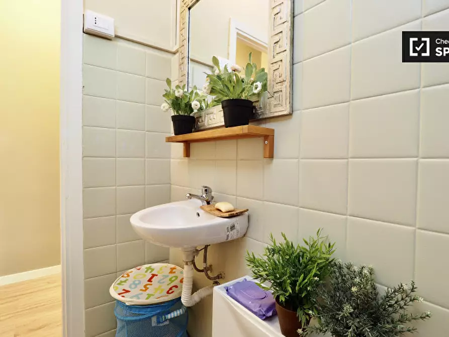 Immagine 14 di Camera condivisa in affitto  in Via Giacinto Bruzzesi a Milano