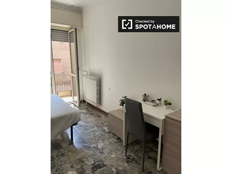 Immagine 5 di Camera condivisa in affitto  in Via Umberto Fogagnolo a Sesto San Giovanni