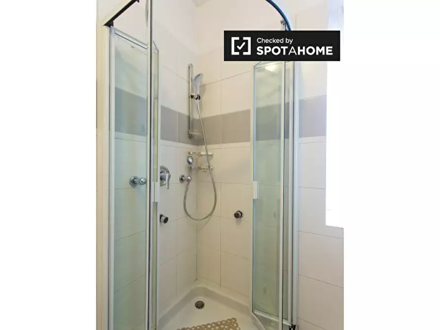 Immagine 19 di Appartamento in affitto  in Via Privata Martino Lutero a Milano