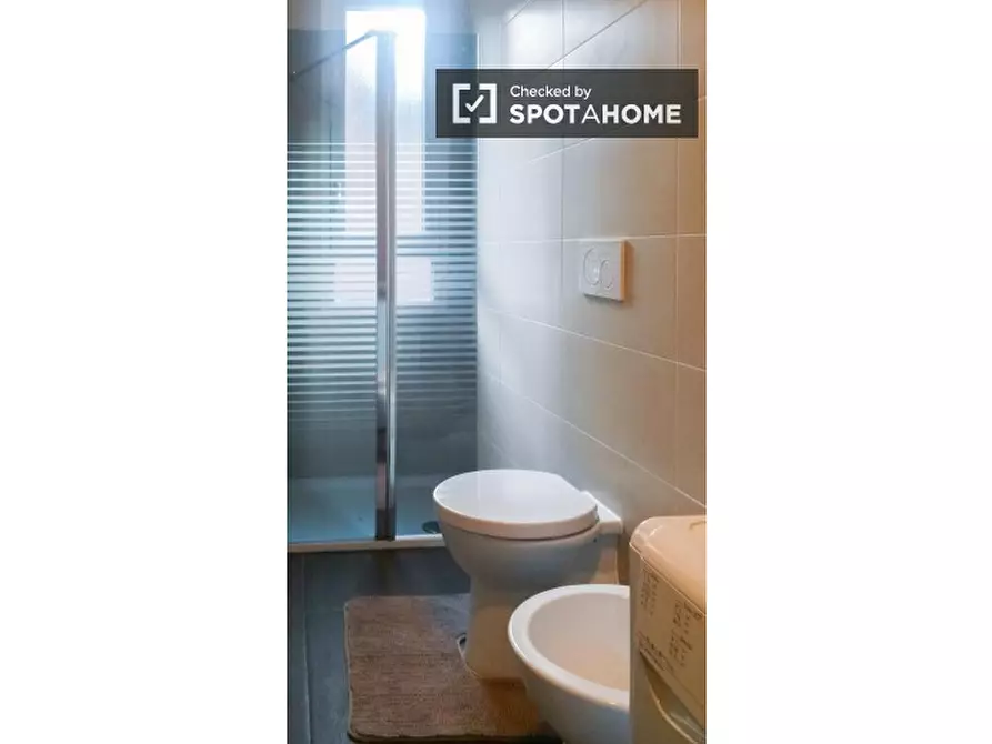 Immagine 9 di Ufficio in affitto  in Via Angelo Inganni a Milano