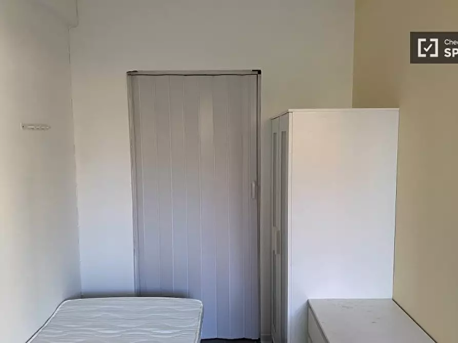 Immagine 3 di Camera condivisa in affitto  in Via di Carcaricola a Roma