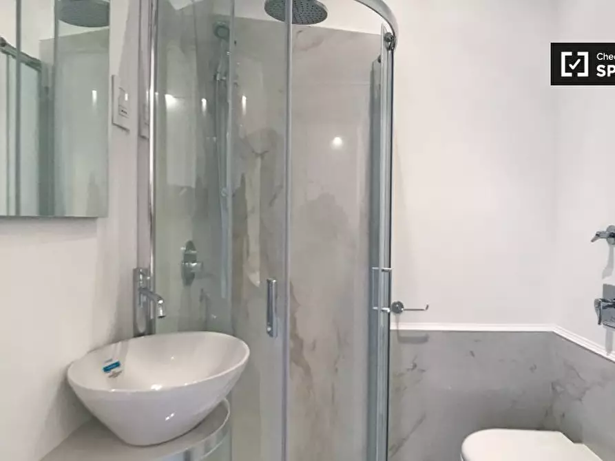 Immagine 12 di Appartamento in affitto  in Via Gianfranco Zuretti, 20125 Milano MI, Italy a Milano