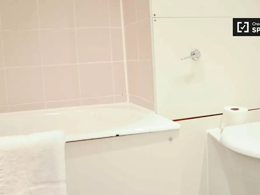 Immagine 18 di Appartamento in affitto  in -9 Hoxton Square a Islington