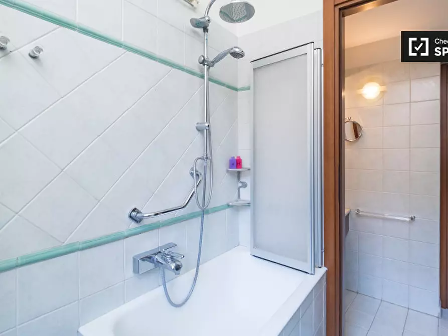 Immagine 10 di Appartamento in affitto  in Via Altaguardia a Milano