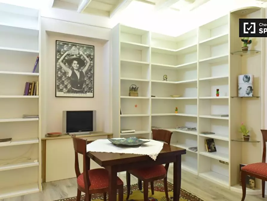 Immagine 3 di Appartamento in affitto  in Via dei Gigli d'Oro a Roma