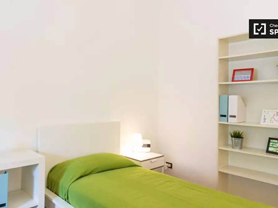 Immagine 19 di Camera condivisa in affitto  in Viale Giovanni da Cermenate a Milano