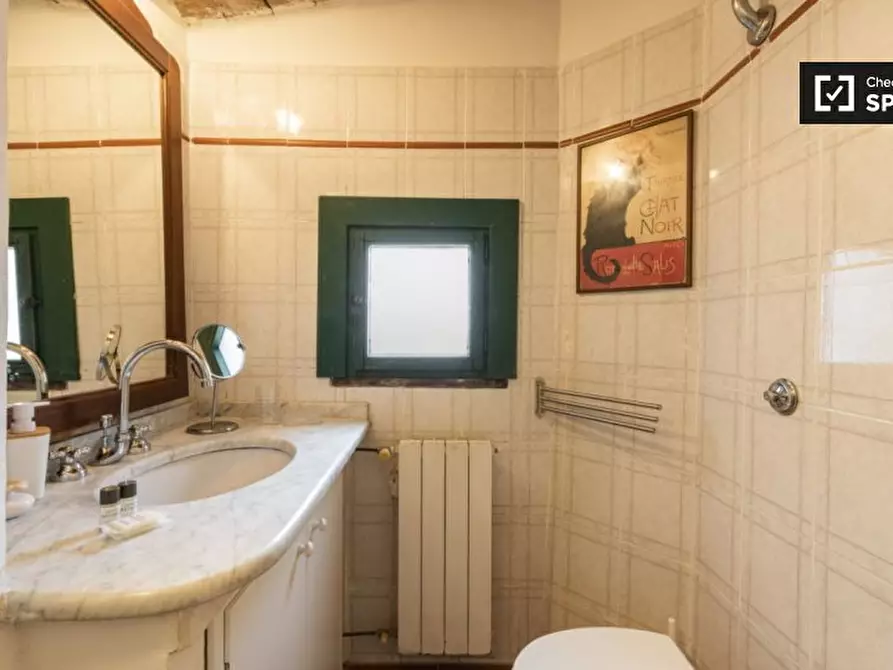 Immagine 11 di Appartamento in affitto  in Via dei Canacci a Firenze