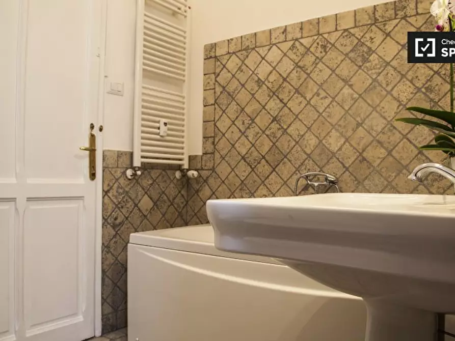 Immagine 10 di Camera condivisa in affitto  in Via Treviso, 00161 Roma RM, Italy a Roma