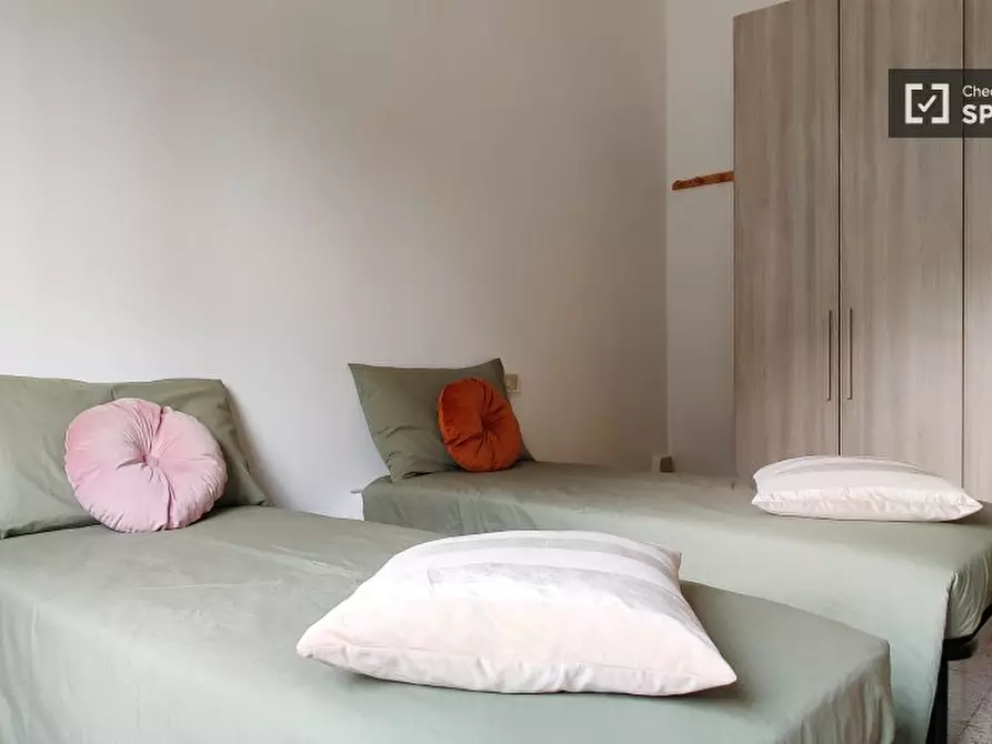 Immagine 13 di Appartamento in affitto  in Via Lago di Nemi a Milano