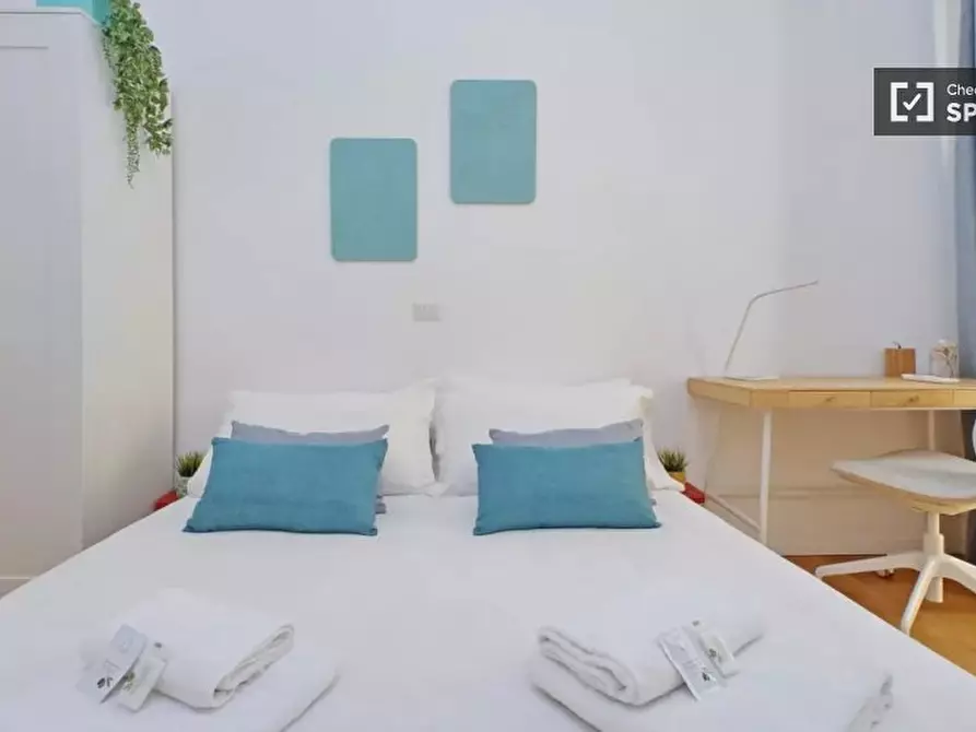 Immagine 5 di Appartamento in affitto  in Via Lorenzo il Magnifico a Roma