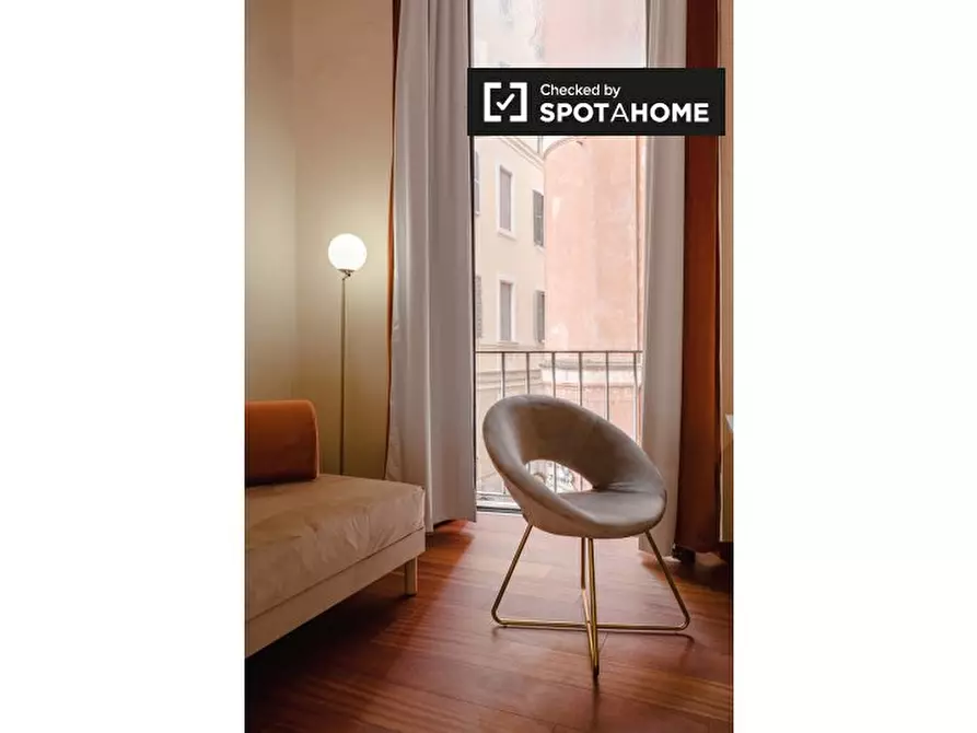 Immagine 18 di Ufficio in affitto  in Via del Collegio Capranica a Roma