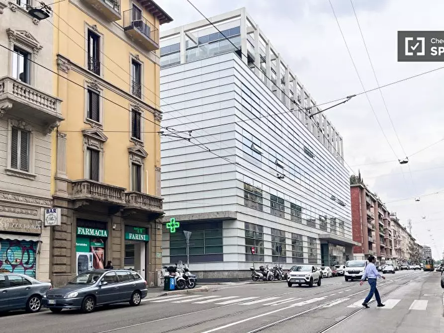 Immagine 16 di Ufficio in affitto  in Via Carlo Farini a Milano