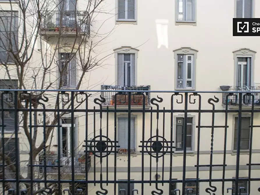 Immagine 6 di Camera condivisa in affitto  in Viale Umbria a Milano