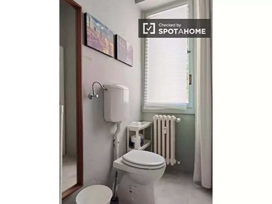 Immagine 9 di Ufficio in affitto  in Viale Famagosta a Milano