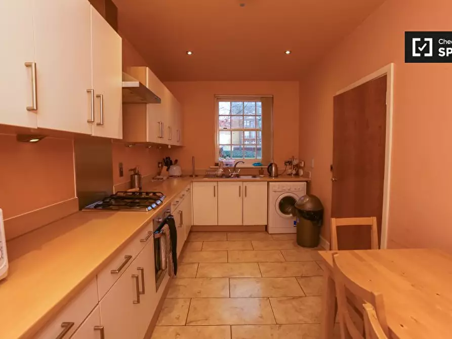 Immagine 10 di Camera condivisa in affitto  in Hastings St a Eltham