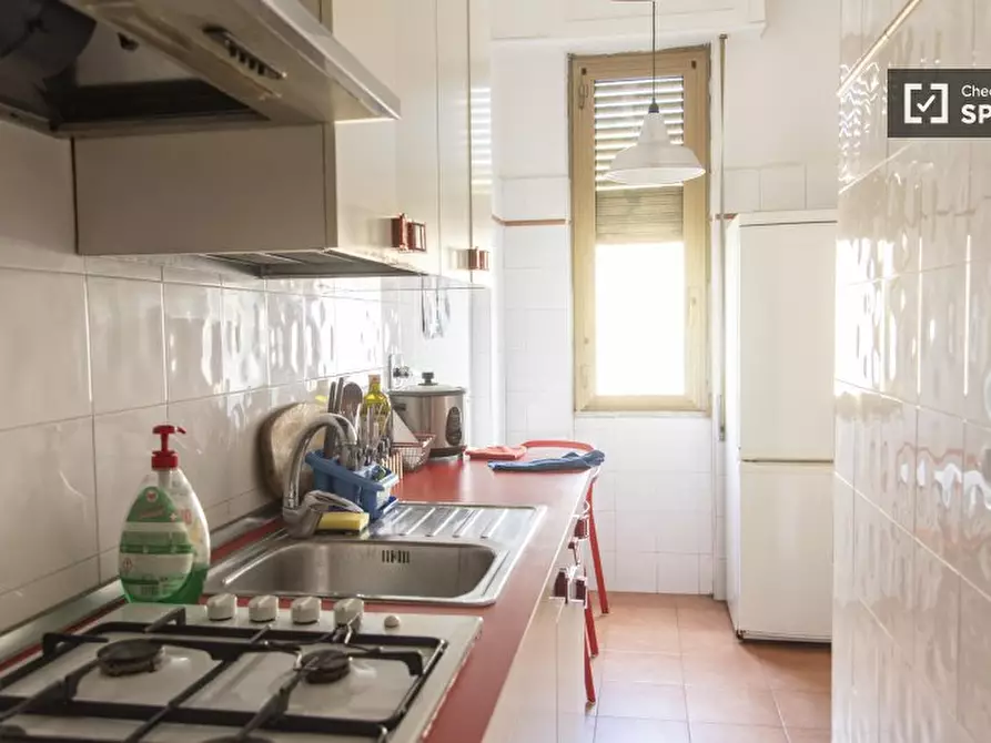 Immagine 8 di Camera condivisa in affitto  in Viale dello Scalo San Lorenzo a Roma