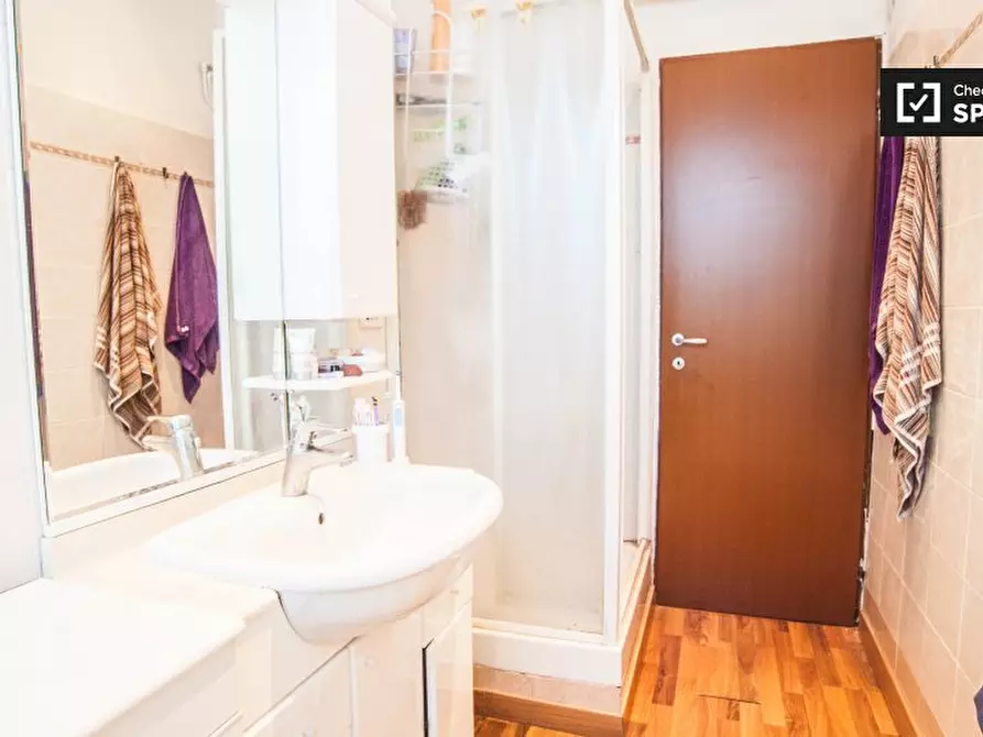 Immagine 8 di Camera condivisa in affitto  in Via Filippo Tolli a Roma