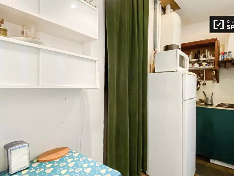 Immagine 18 di Camera condivisa in affitto  in Via Matteo Boiardo a Roma