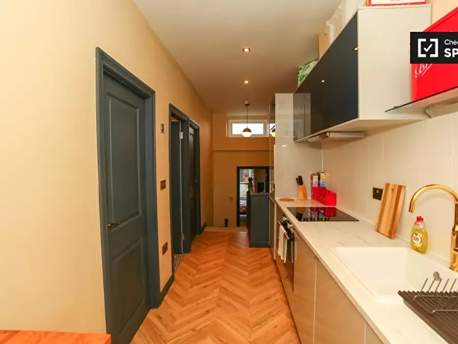 Immagine 15 di Camera condivisa in affitto  in B Queenstown Rd a Lambeth