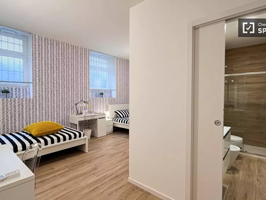 Immagine 1 di Camera condivisa in affitto  in Via Disciplini a Milano