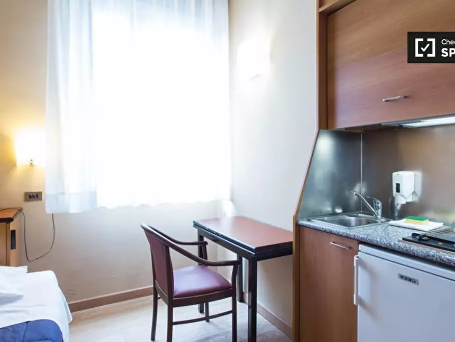 Immagine 4 di Ufficio in affitto  in Via Lepontina a Milano