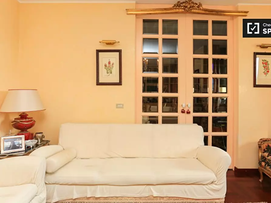 Immagine 17 di Camera condivisa in affitto  in Via Martiri Cefalonia a San Donato Milanese