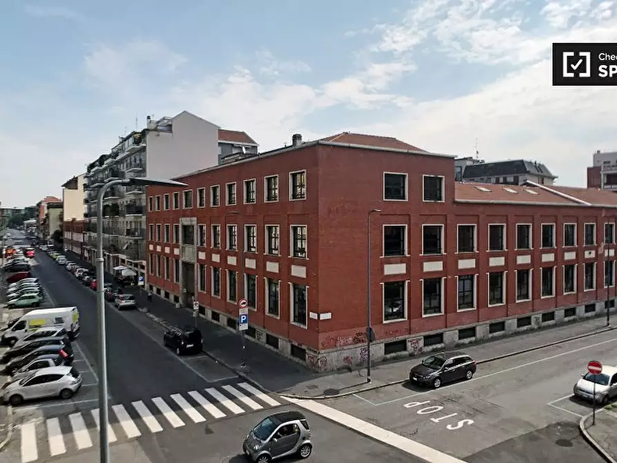 Immagine 16 di Appartamento in affitto  in Via Gianfranco Zuretti, 20125 Milano MI, Italy a Milano