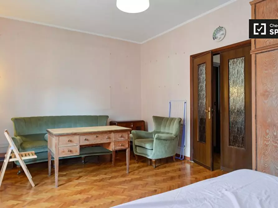 Immagine 7 di Camera condivisa in affitto  in Lungotevere Dante, 00146 Roma RM, Italy a Roma