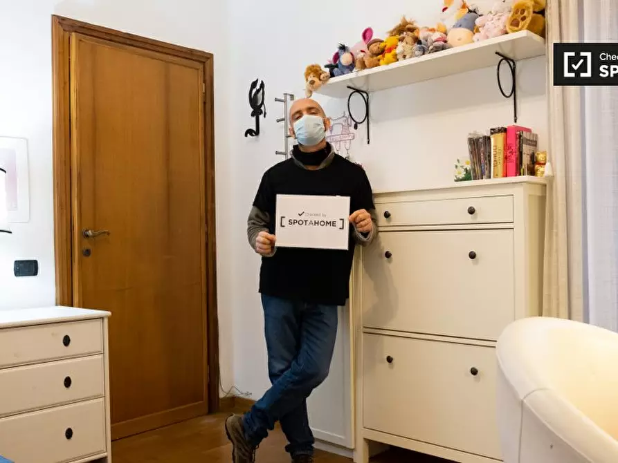 Immagine 19 di Camera condivisa in affitto  in Via Enrico Mizzi a Roma