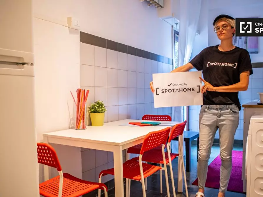 Immagine 6 di Camera condivisa in affitto  in Via Alfredo Catalani a Roma