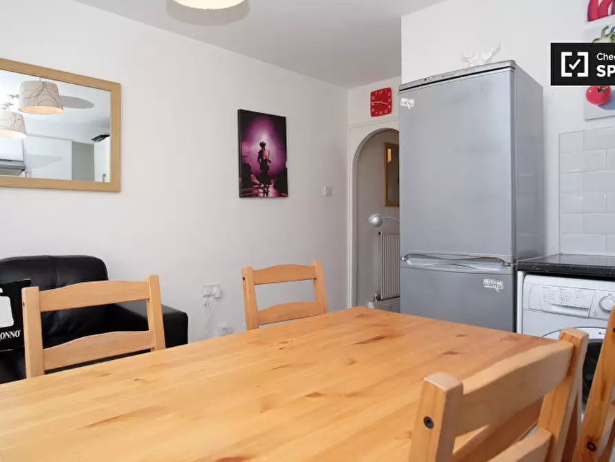 Immagine 6 di Camera condivisa in affitto  in Walter Terrace a Poplar