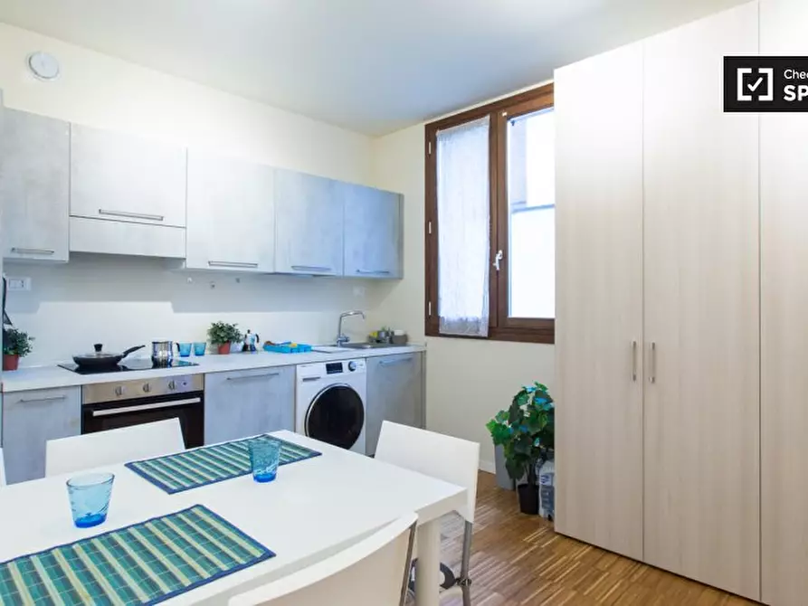 Immagine 9 di Appartamento in affitto  in Via Francesco Primaticcio a Milano