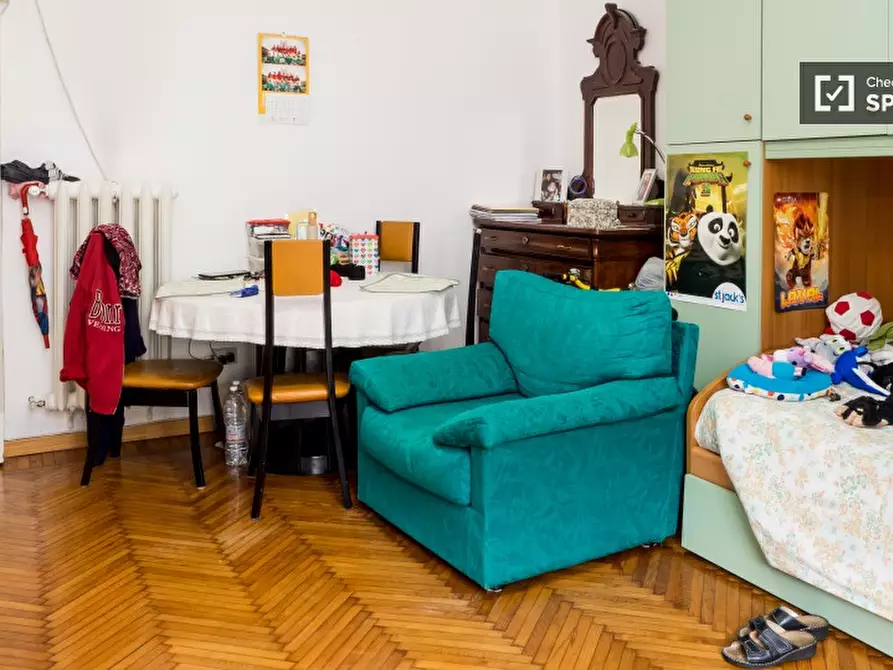 Immagine 3 di Camera condivisa in affitto  in Via Leone Tolstoi a Milano